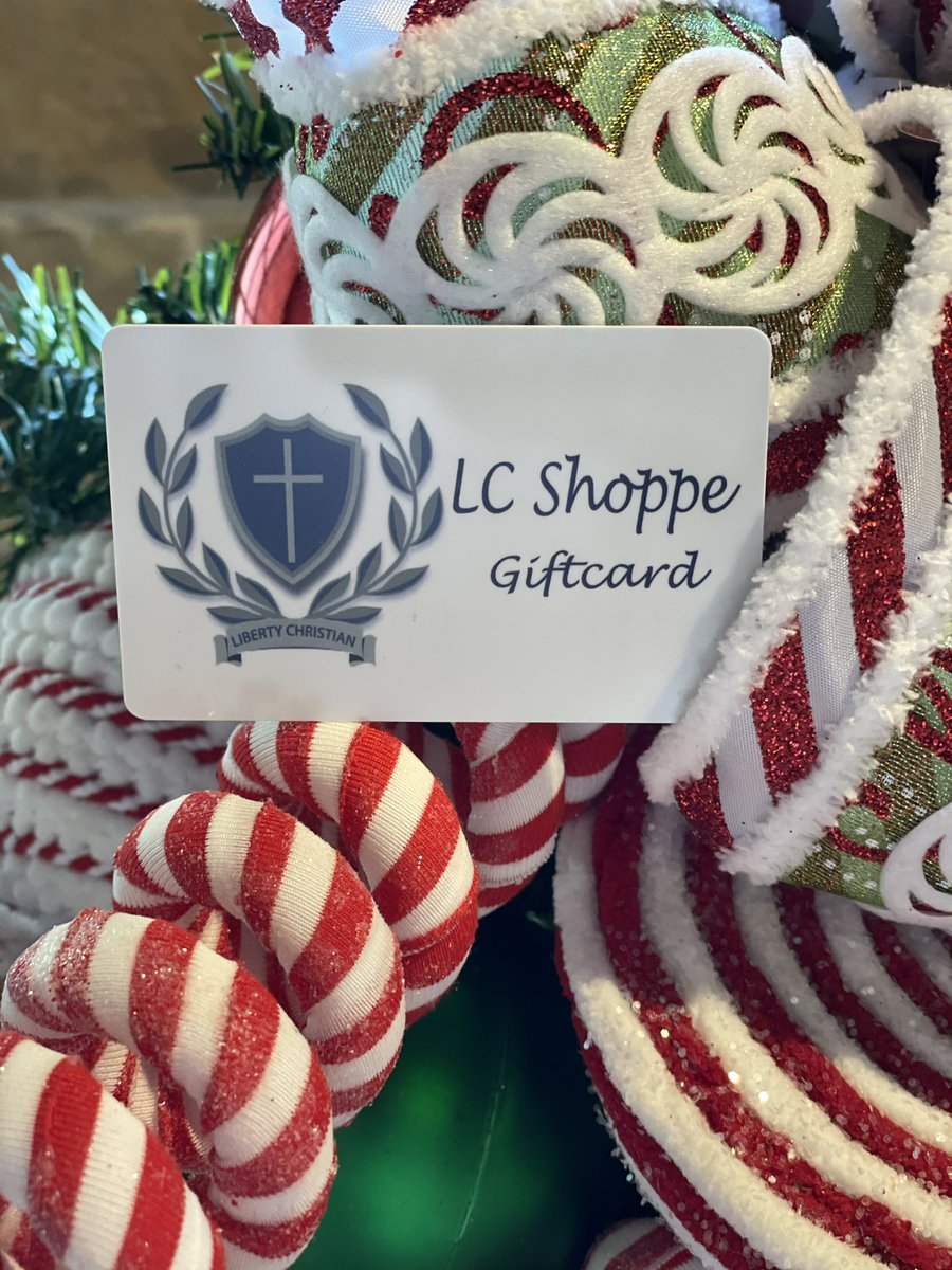 LibertyLocker83's tweet image. 🍥Stocking Stuffer🍥 Gift cards for your @LibertyArgyle Student, Teacher, Faculty, Friends, etc to the @LibertyLocker83 !! They can get anything from snacks, spirit wear, hats, uniforms, etc!! See ya in the Locker!! #stockingstuffersideas #warriorgiftidea #libertylocker