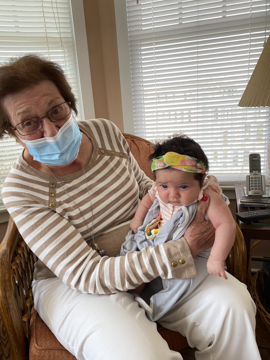 b_smythe's tweet photo. @keithhernandez I want to book u for a Cameo for my grandma for Xmas. She’s 93 y/o &amp; watches the Mets every night.Ur her favorite player all time.Cameo says ur unavailable, hoping u get back in time to do this for https://t.co/Oy48xiC28p would bring the biggest smile to her face! https://t.co/hfcGBPUnzk