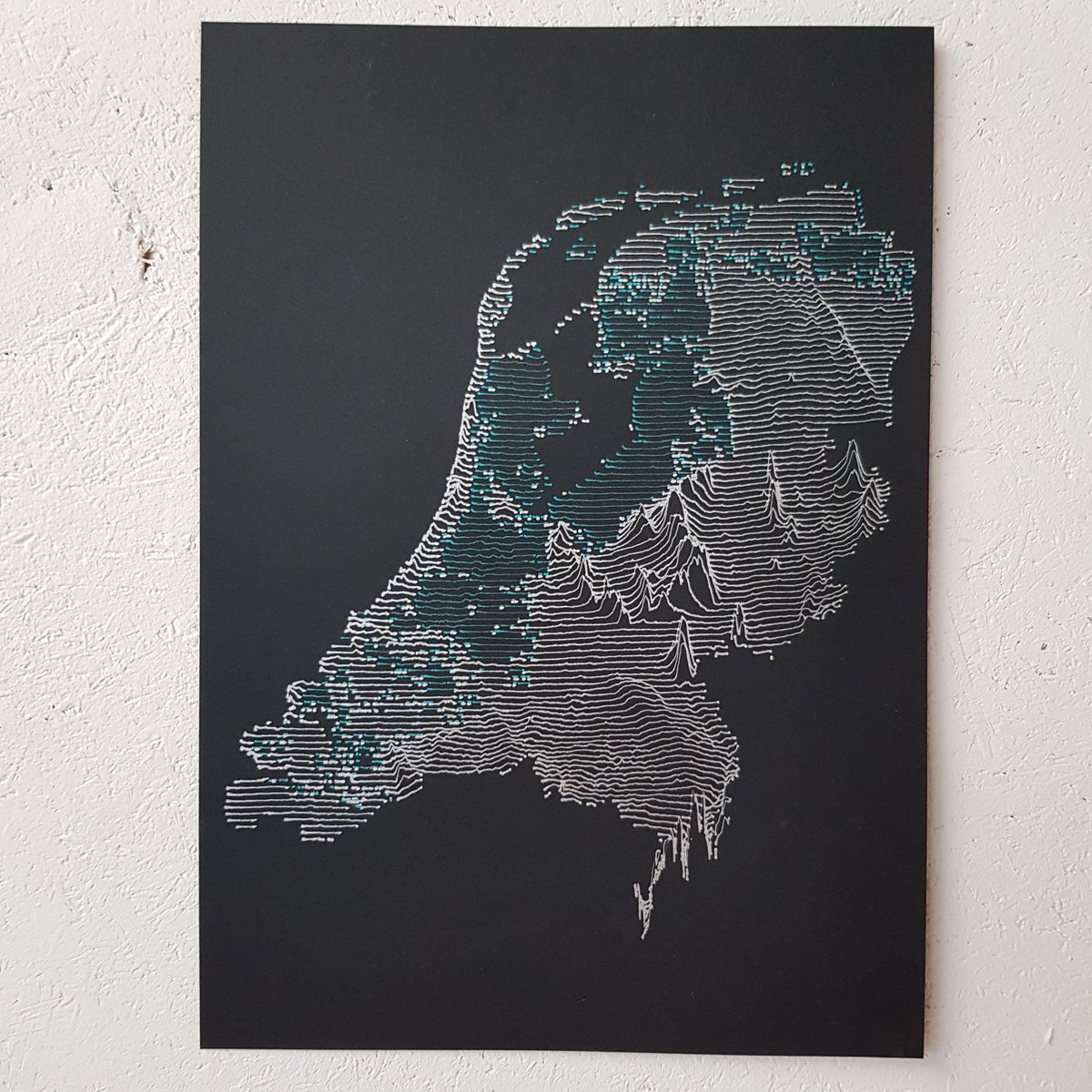 blokroland's tweet photo. The Netherlands and the Upperlands, in blue and silver.
Where do you wanna live after the climate change is 'solved' after 2050?
#generative #Drawbot #plotter #plottertwitter
#oostc #sectiec https://t.co/fVDihzazeY