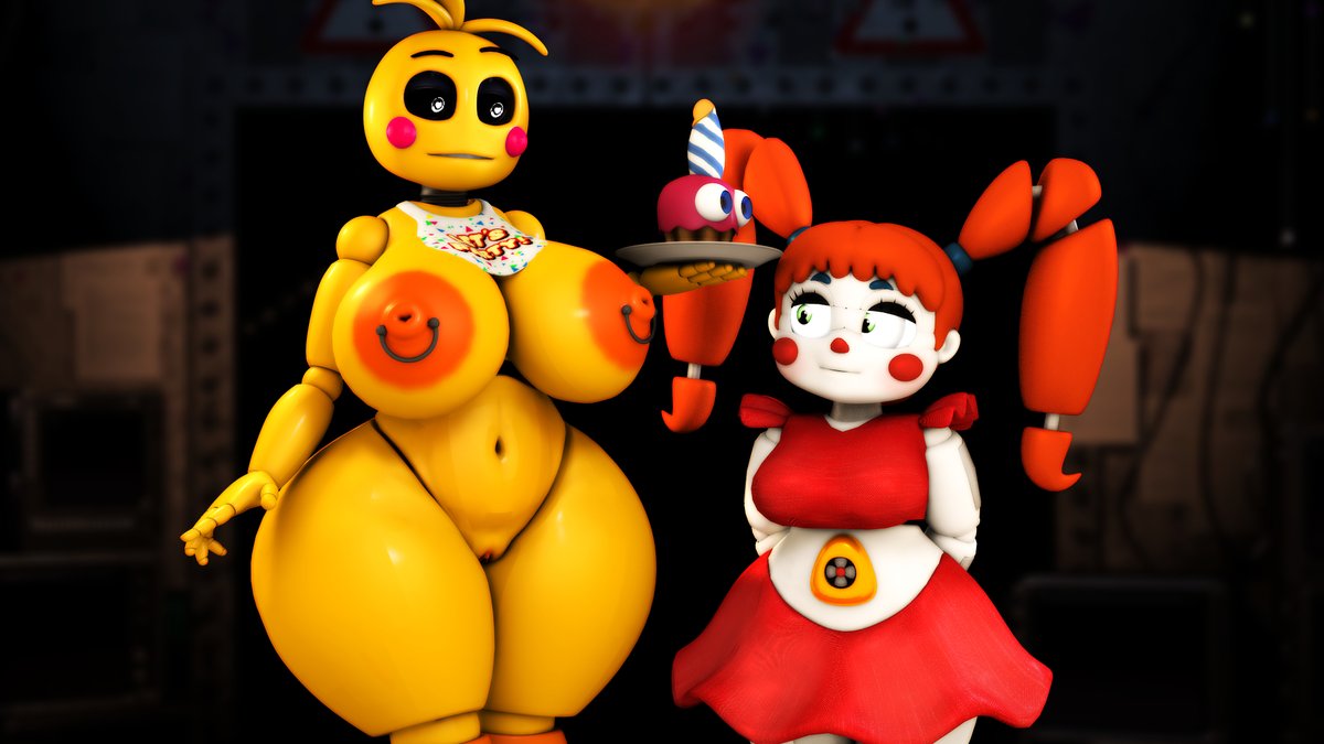 Booby wants to have fun with toy chica model of:@CircusBabyAfton.