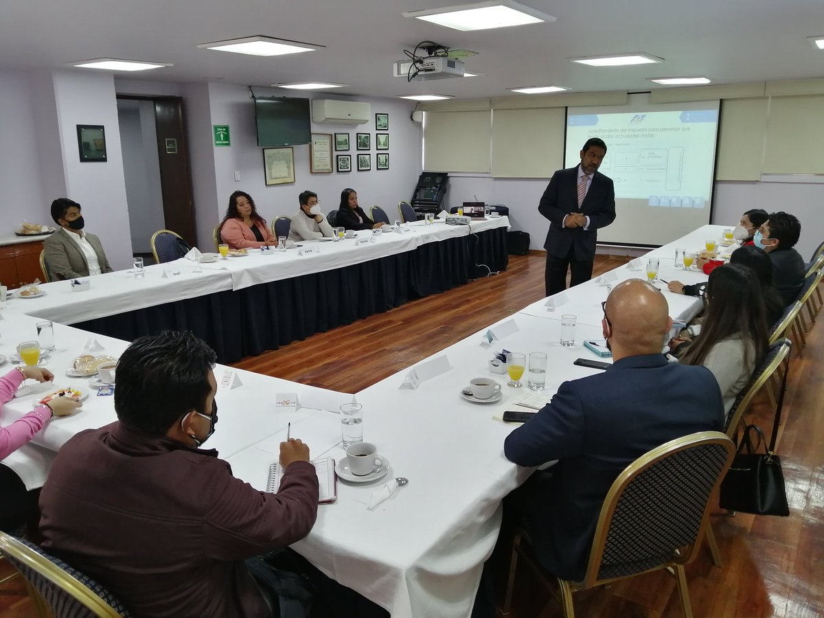 Estar actualizados en material fiscal y contable es importante. 
Por ello el día de hoy estamos en la plática "Expectativas de Reformas 2022". 

#Capaciación #Reformas #Fiscales #CONEXSTUR