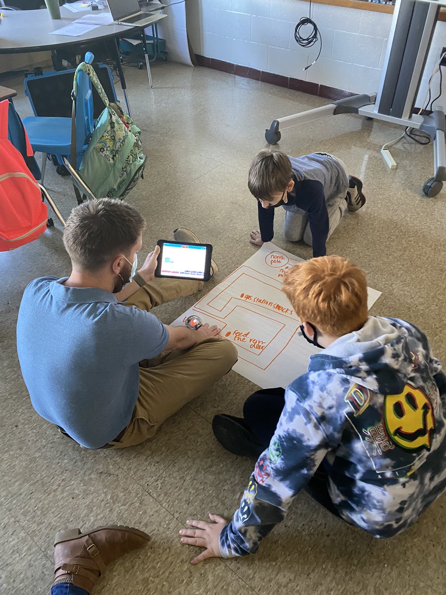 Rebecca Reynolds tweet media