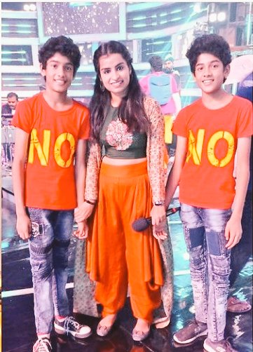 Dazzled_sweetty's tweet image. 🌝🌝 @MsLizzie4 yaaru jiii neengaa🚶🏻‍♀️🚶🏻‍♀️
Intha pic paathathum the first thing that came to my mind was this !! 
#Ffbrains 🧠
#NoHt