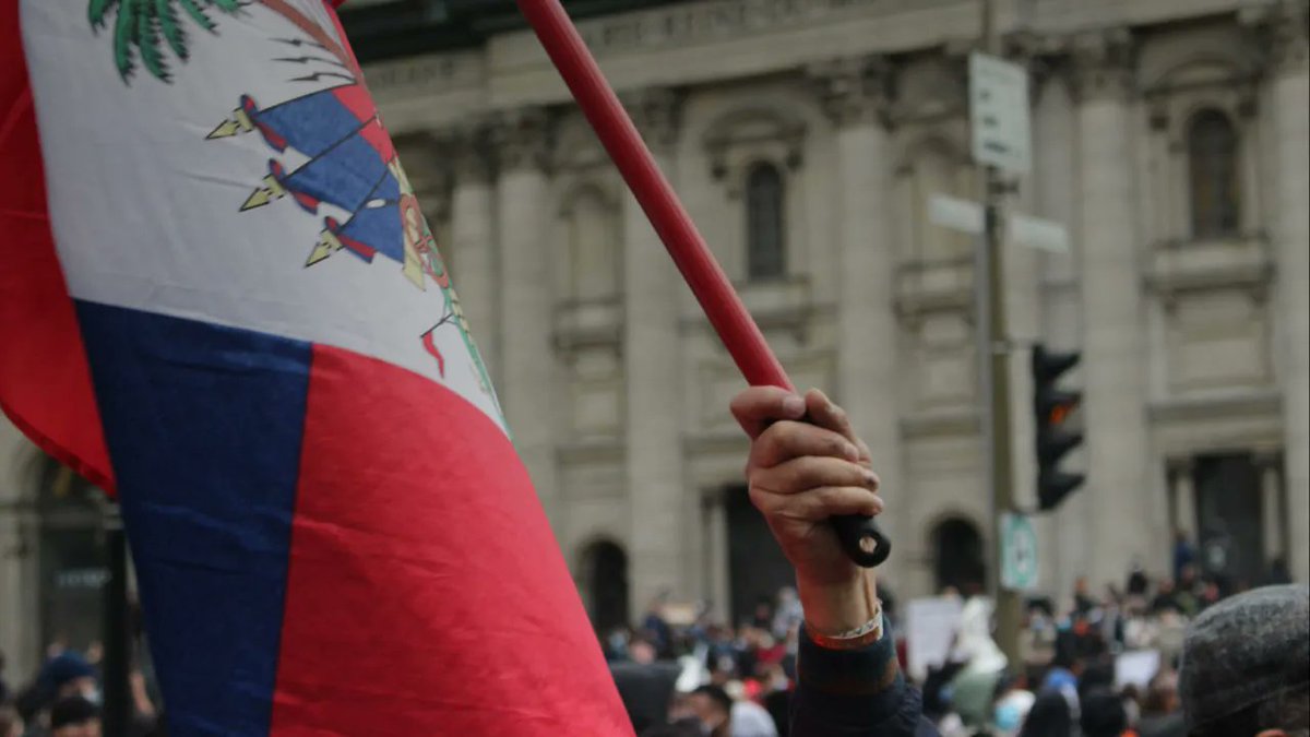 Collective Culture présente : Histoire, dilemme, et représentation de la diaspora Haïtienne au Quebec

Modérée par le rédacteur de Collective Culture Nicolas André avec la participation du militant Frantz André et de l’historien Alain Saint-Victor. 

buff.ly/31WAoOm