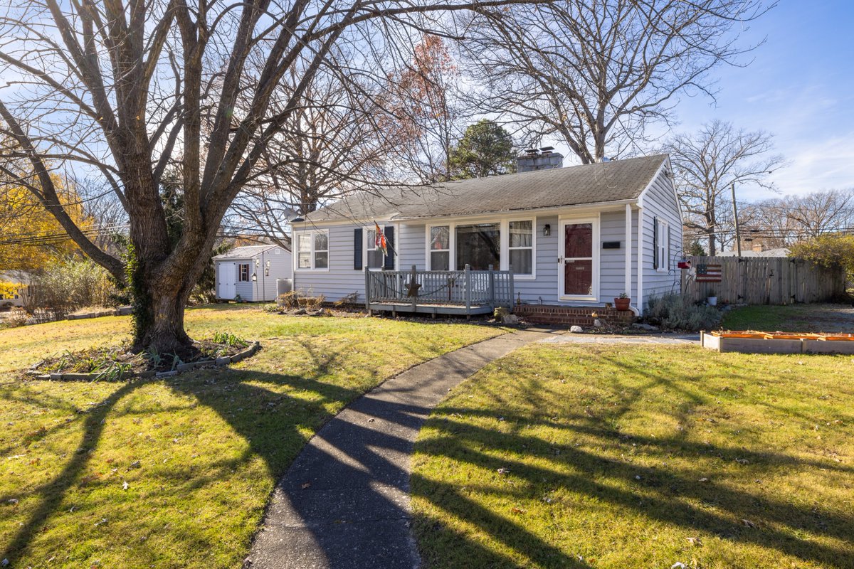 ReneScott13's tweet photo. #RVA #RVAREALESTATE 7801 Hermitage Rd, Richmond VA 23228 https://t.co/p5mMLUHvva https://t.co/xI9YOFLLrn