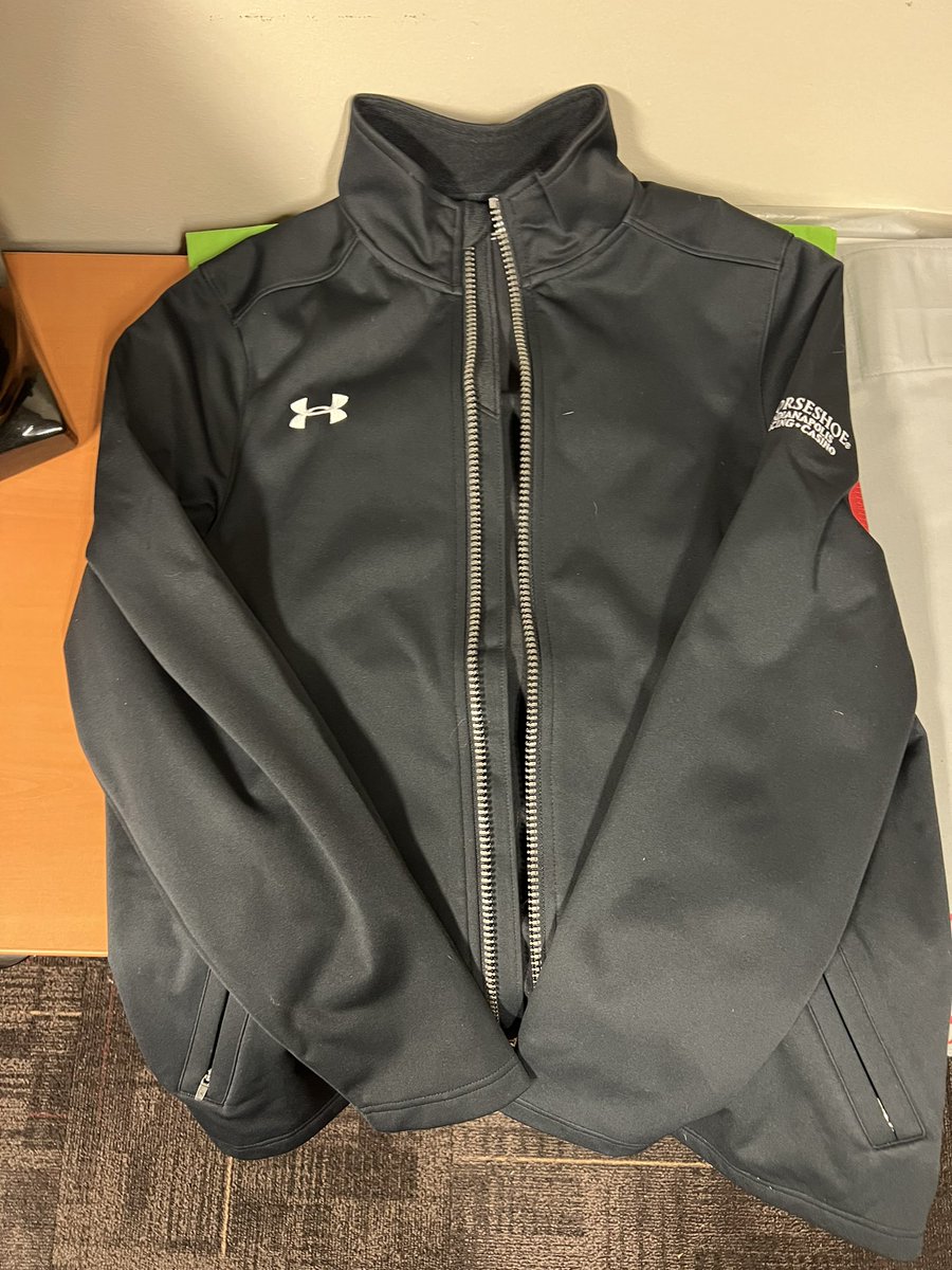 RacingRachelM's tweet photo. Who wants this @UnderArmour Horseshoe Indianapolis coat? 🐎

Like, Retweet &amp; Comment on this tweet to be eligible. Winner will be announced this evening (Monday 12-13) https://t.co/gnlBahmhpS
