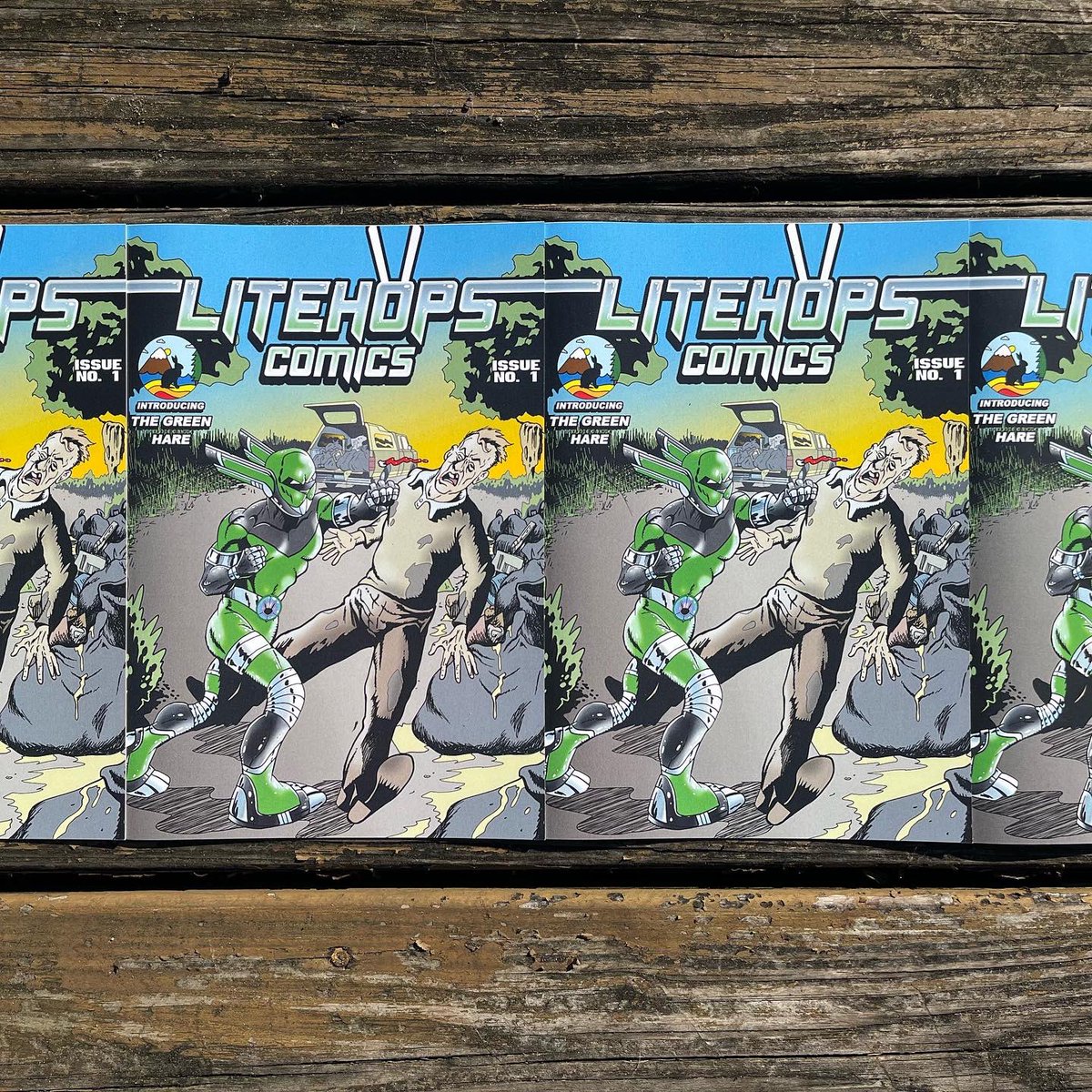 litehops's tweet photo. βThe Green Hare: Issue Oneβ is out now! Go check it out!! Physical copies on the site. Digital copies can be purchased and viewed via #Amazon #Kindle and #Gumroad. Link in our bio!
https://t.co/n8jHwJk3HO
https://t.co/LyYLpYi0Hj
#TheGreenHare #ComicBook #Litehops #Comics https://t.co/Z7swyf5S92