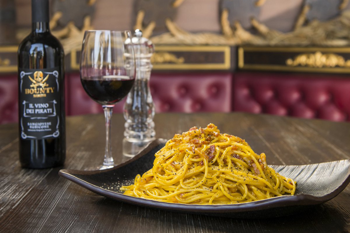 BountyRimini's tweet photo. Dici #carbonara e pensi #bountyrimini 

#dovecenarearimini #lanavedeldivertimento https://t.co/oeWKALTvsC