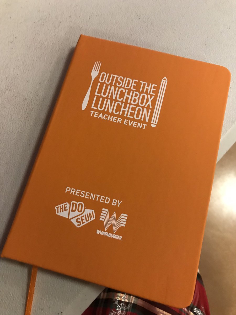 CRamirezDeLopez's tweet photo. ❤️ loving our ⁦⁦@Whataburger⁩ swag ⁦⁦@TheDoSeum⁩ #doseum #joyfullearning future teachers ⁦@EISDofSA⁩ ⁦@EISDMemorialHS⁩ https://t.co/47jcyH8tbT