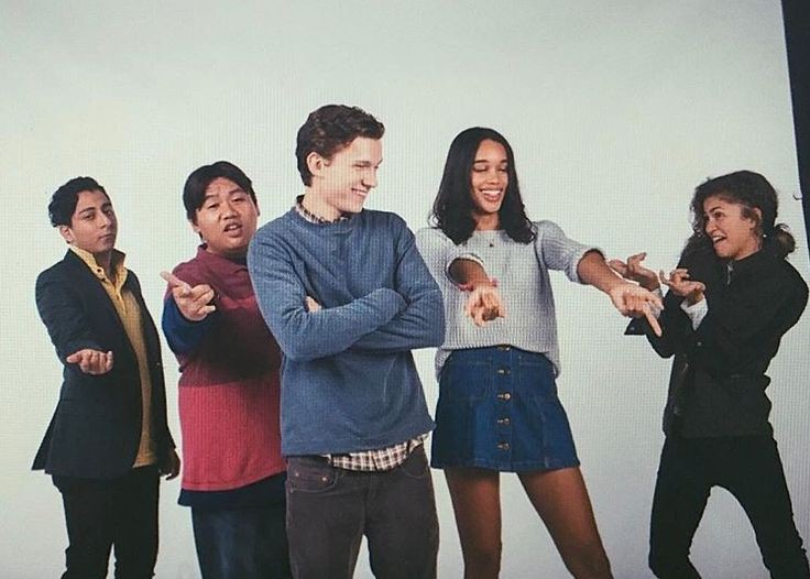 ⠀
⠀⠀⠀⠀⠀⠀⠀⠀⠀⠀𝐒𝐩𝐢𝐝𝐞𝐫-𝐌𝐚𝐧  
⠀⠀⠀⠀⠀⠀「 behind the scenes 」

⠀⠀⠀⠀⠀⠀⠀⠀⠀⠀my team.
⠀⠀⠀