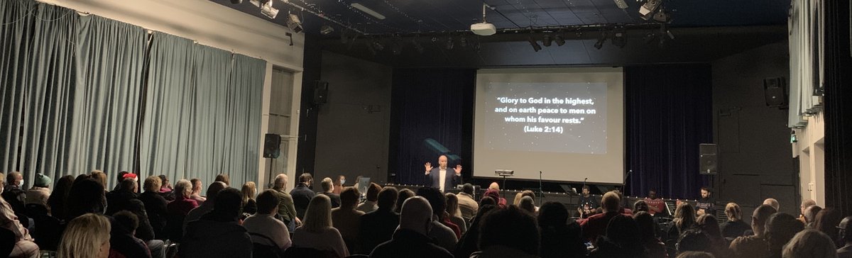 adrianholloway's tweet photo. Thanking God that 10 people, who told us they are not part of any church, prayed the salvation response prayer, when I spoke @GCBasingstoke last night. @_Commission @Newfrontiers More at: https://t.co/QYBKVYAuiz https://t.co/wqj6YA1H3Z