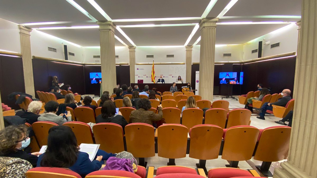 cejfe's tweet photo. 🟣Comença l’acte de lliurament dels Premis de l’Observatori Català de la Justícia en #ViolènciaMasclista
🏆🎉 Volem reconèixer i premiar les investigacions, iniciatives i pràctiques orientades a l’erradicació de les violències masclistes en l’àmbit de la justícia
#PremisOCJVM https://t.co/cor0Pue3eP