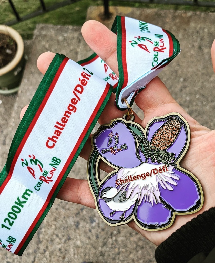 ztifhael's tweet image. Love some hardware
#runnb #goals