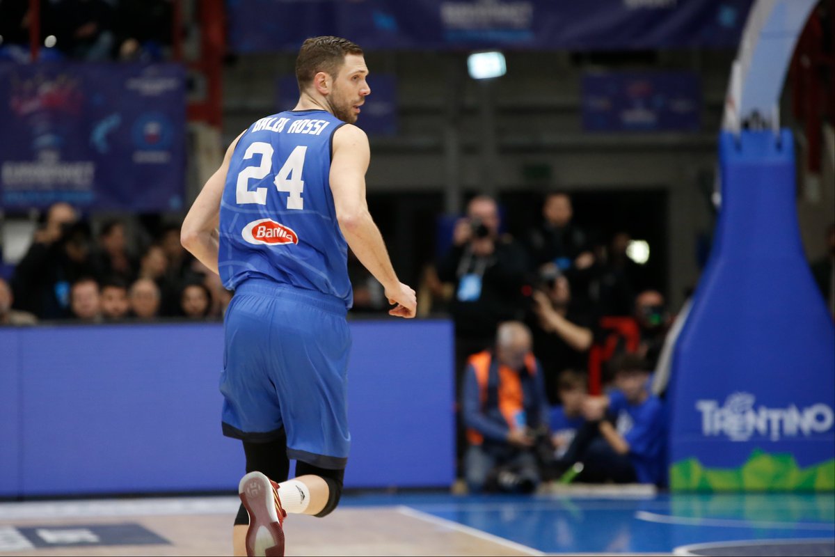 Italbasket's tweet photo. Siamo con te @filo_82. Forza 💙 https://t.co/av86ISJvGR