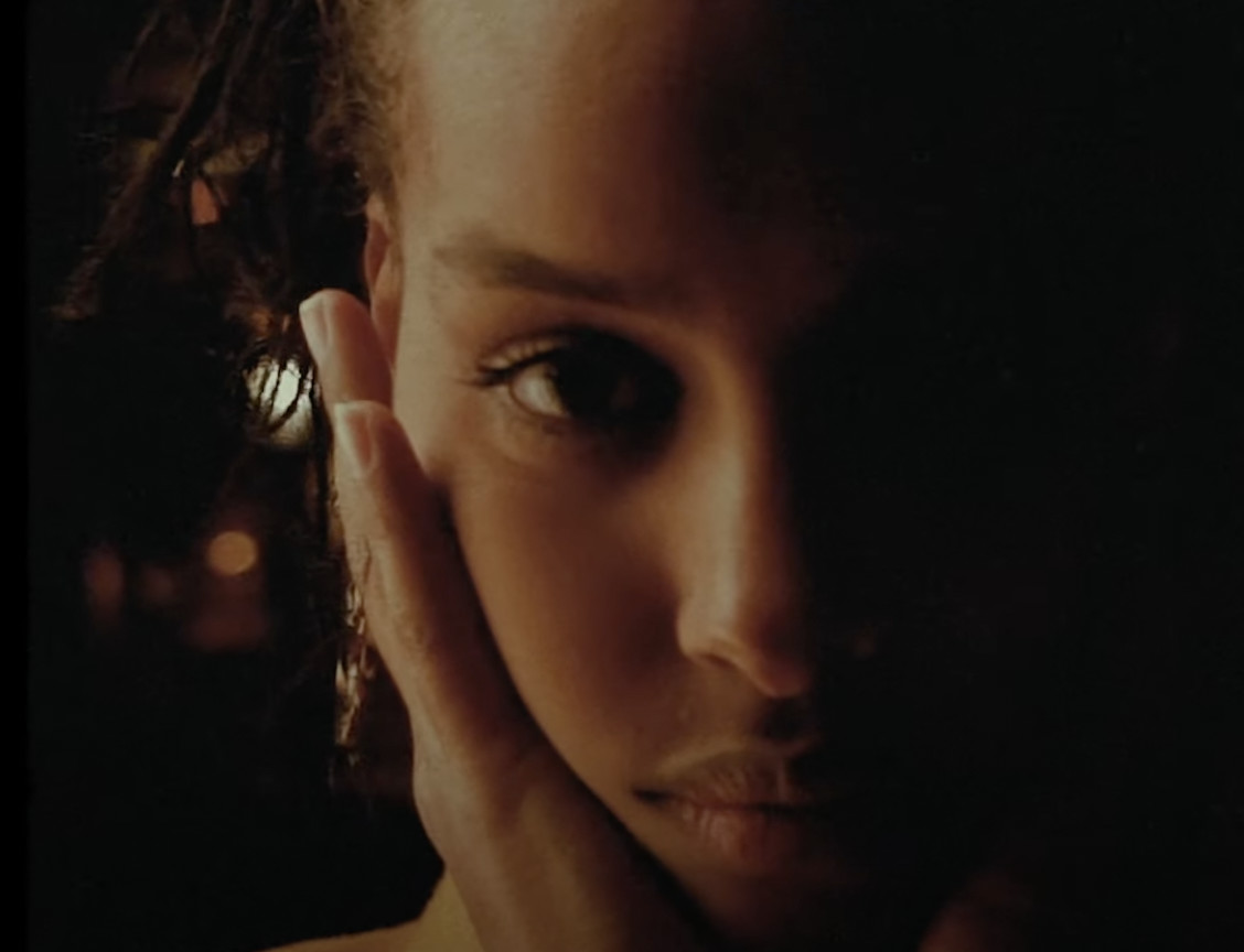 . <a href="/SebaKaapstad/">Seba Kaapstad</a> The Kingdom is one of the most gorgeous songs of the year
youtu.be/ZRnxzhLZ5d8