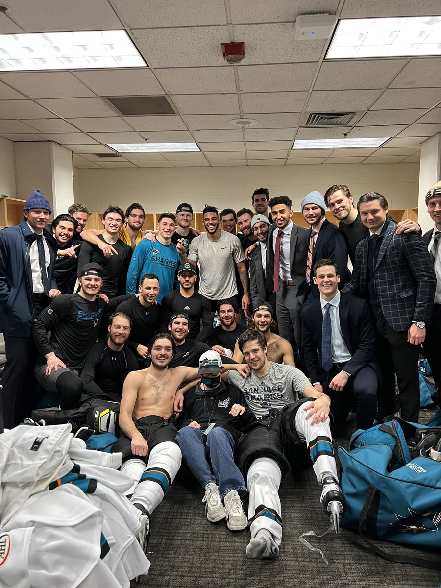 ***ATTENTION……….no caption needed