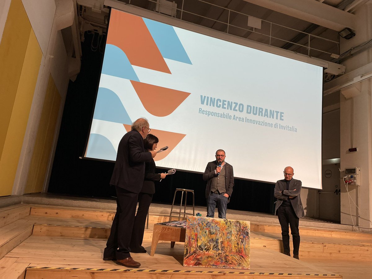 VITAnonprofit's tweet photo. Concludiamo questo pomeriggio con gli interventi di Vincenzo Durante, Responsabile Area Innovazione di @Invitalia e Gianluca Salvatori, Segretario generale di @Euricse e Fondazione Italia Sociale, parlando di incentivi e del Piano d’azione per l’economia sociale.
#SocialFactor https://t.co/HRS5NRjlkW