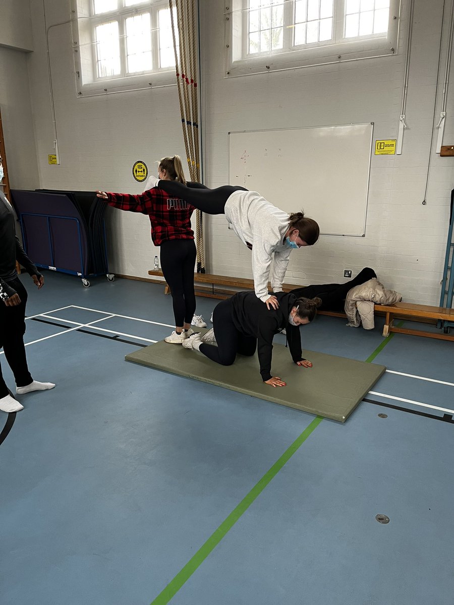 PeBrado's tweet image. Always good to meet up and coming PE teachers and always enjoy delivering the Tech in PE lecture. Balance IT app never fails to be a big hit.