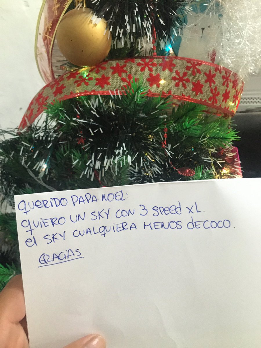 thiiagonic's tweet image. ustedes ya le hicieron la carta a papá noel ? por qué yo si