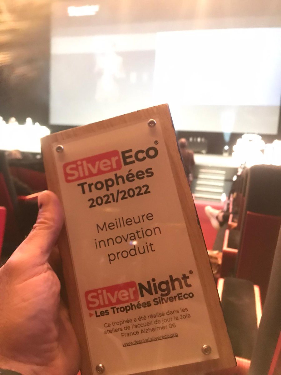 IsensiLucia's tweet photo. ¡Todavía no nos lo podemos creer! ¡Hemos ganado el premio a la mejor innovación en producto! Esto es muy emocionante... ¡Gracias a todos los que formáis parte de la familia Isensi!

#silvereco #Felicidad #LUCIA #mayores #terceraedad #silvereconomy #gerontechnology #ageingwell https://t.co/wNHibmm03J