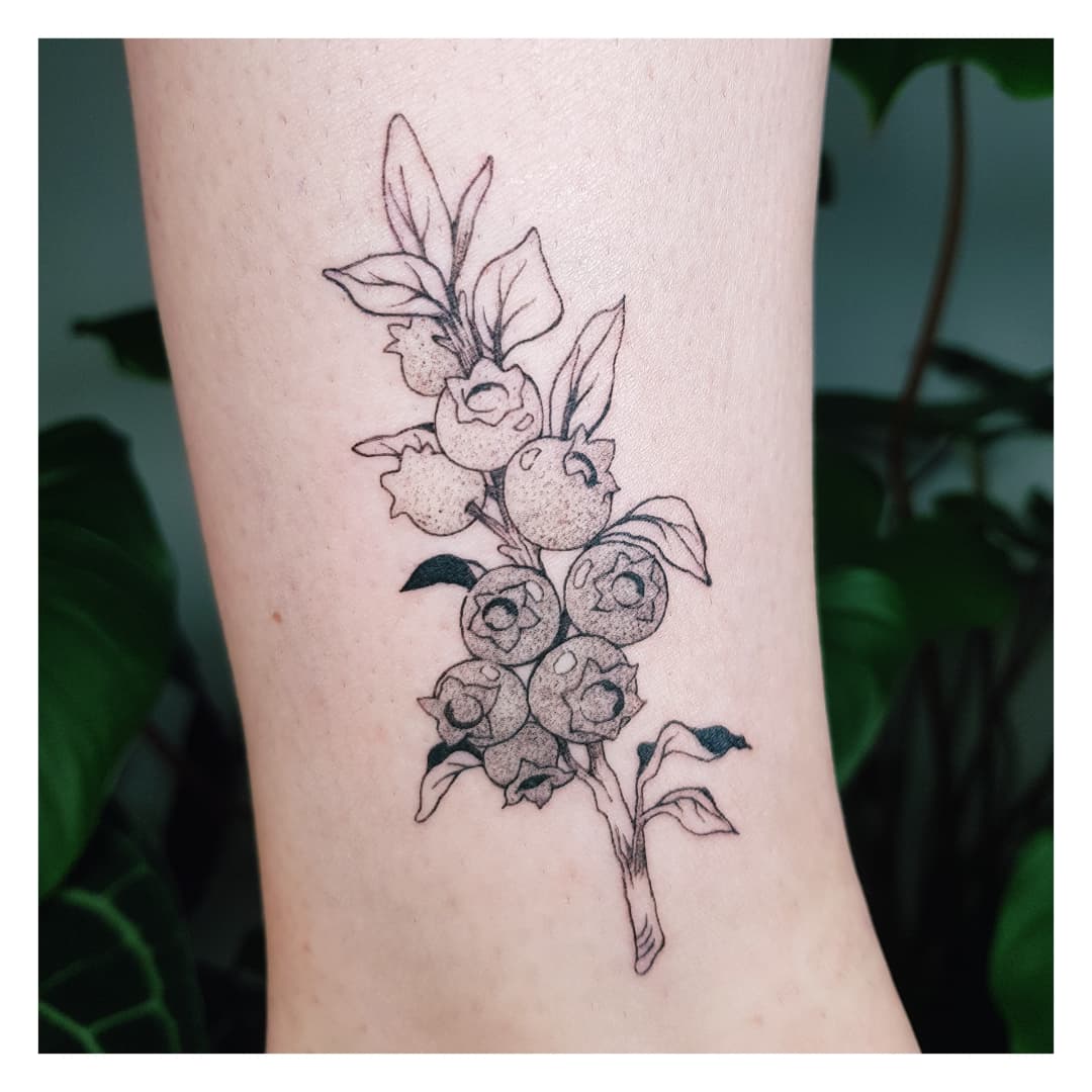 Blueberry Branch by Alyssa at Sage Tattoo and Art Gallery in Ottawa ON My  favourite and biggest tattoo so far  rtattoos