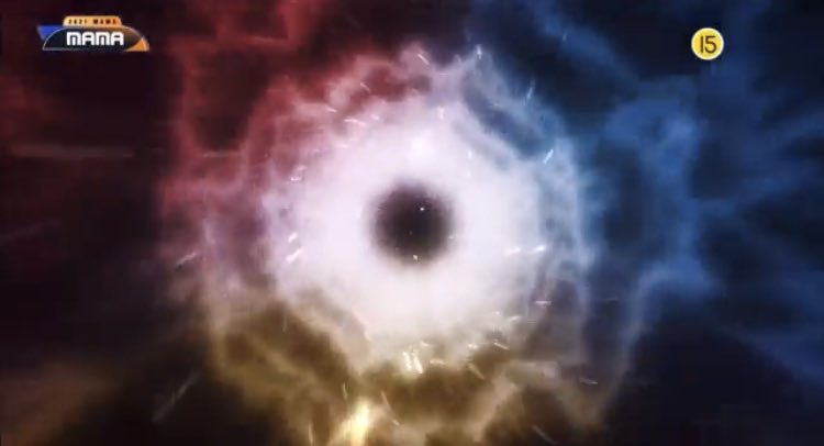 BoysPlanetPeru's tweet photo. 【INFO】En el teaser de Boys Planet se puede observar a los colores primarios: rojo, azul y amarillo, esto parece ser algo similar a los de Girls Planet 999.

¿Podrían ser los colores de cada Team del programa o los colores del grupo debut?

#보이즈플래닛 #BOYSPLANET https://t.co/KmmVErnGo9