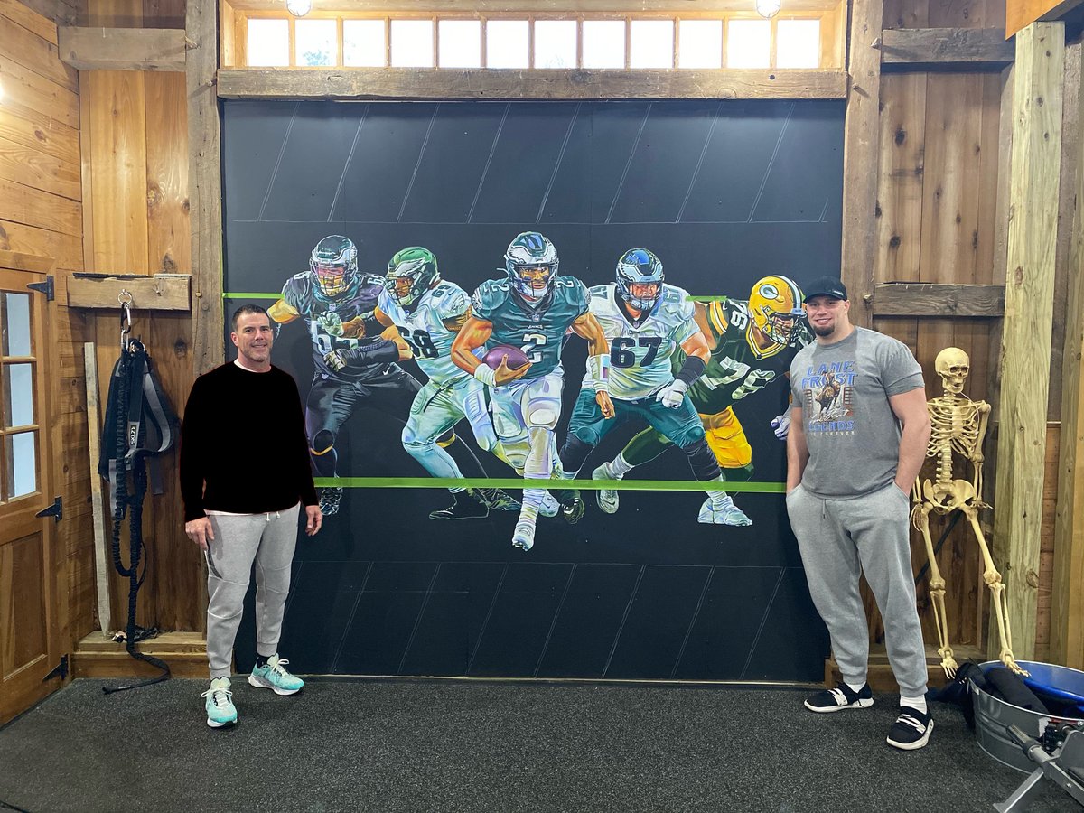 richesson's tweet image. Hey I've been a doing portraits for athletes since 2005. You can see more of my work on IG @richesson ... All of these pieces were commissioned by the athletes for their personal collections.