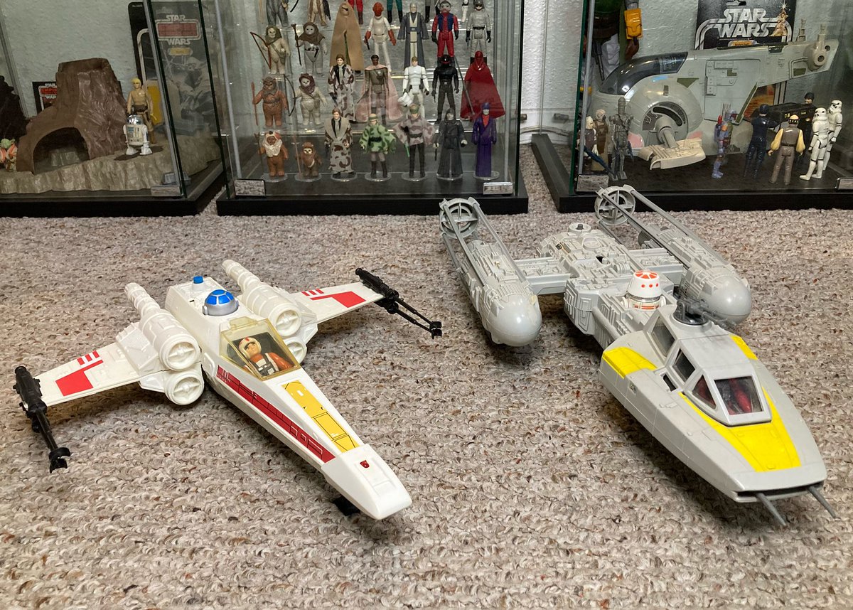 You can only choose one. Do you pick the T-65 X-Wing or the slow but powerful Y-Wing? 
#StarWars #StarWarsToys #Kenner #VintageStarWars #StarWarsActionFigures #XWing #Red5 #LukeSkywalker #YWing #DeathStar #TrenchRun #StarWarsToyFigs #StarWarsGeek #PlasticCrack #TheGQJedi