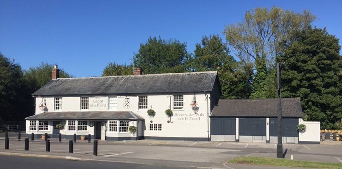 Good to see Joshua Khan on the cover of Pub &amp; Bar Magazine. 
J &amp; G Pubs Ltd latest successful pub is The Great Shefford, following on from the King Charles Tavern, Newbury and the Broad Face, Abingdon.
The interview can be viewed online flickread.com/edition/html/6…