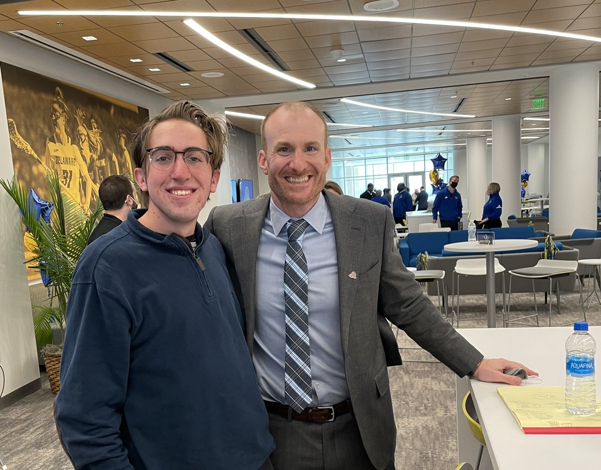DanSteenkamer's tweet photo. Very appreciative of my @HoopScoopMedia family.
Amped to meet #BlueHens’ Ryan Carty today, laying the foundation for @HEROSports_FCS @UDReviewSports @wvudsports coverage that I am excited to continue/join.
#302Committed @UDRecruiting @konner_metz https://t.co/eDYIBs7nw4