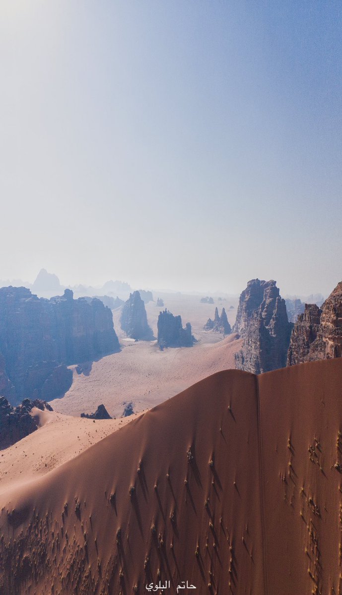 طعس القاره ، اشتهر  بالفعاليات و تحديات الوصول الى قمته، يبعد عن تبوك 70 كم على طريق شرما بالقرب من التقاطع المؤدي الى قرية بجده . 
#تبوك