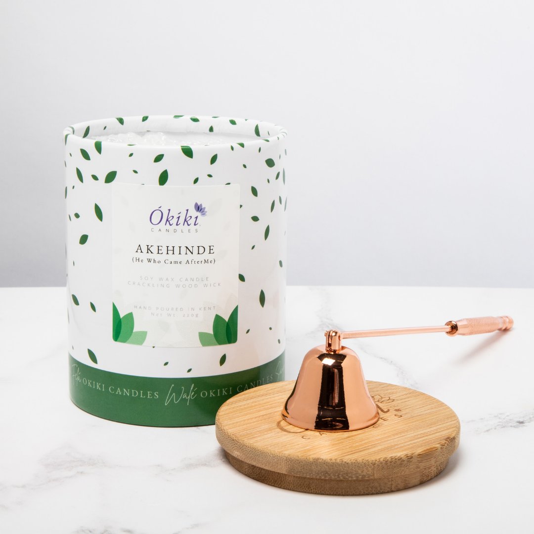 Who doesn't love a fresh candle at this time of the year? Our Akehinde candle features spicy notes of cardamom and attar oud - perfect for those of you who love woody scents 💚
bit.ly/3DTbg8a
#candle #Christmas