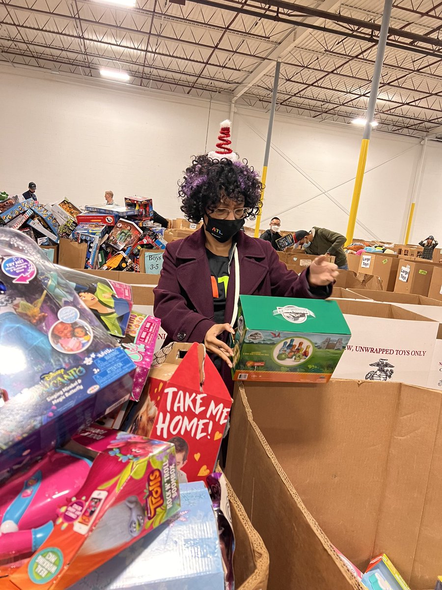 JNorice's tweet photo. I volunteered this morning #toysfortots #volunteering #msatl @MicrosoftATL https://t.co/uQwM7gsipI