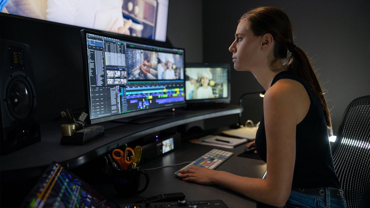 MediaComposer's tweet image. Distributed processing powers the cloud, blockchain, and much more. Here’s how it’s powering post production
▶️ bit.ly/3FYIEvU
#distributedprocessing #postproduction #editing #mediacomposer #editor #avid