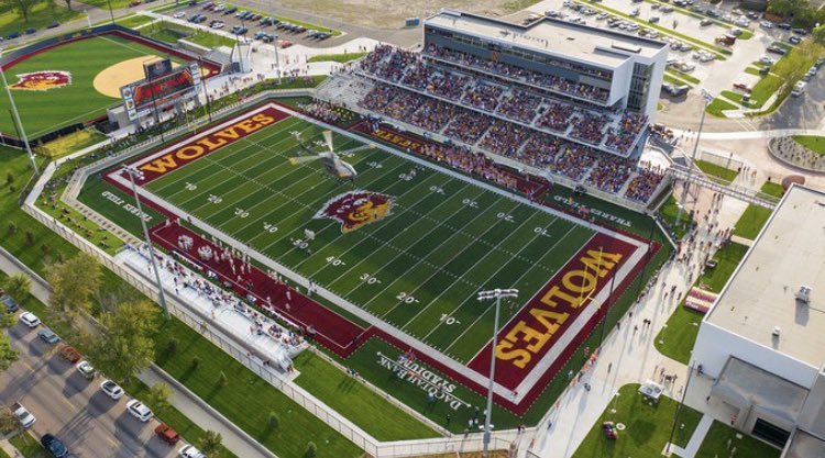Coach_Alvear's tweet photo. After a great OV I’m thankful to have received an offer from Northern State University!! #GoWolves #WinTheAGap 🔴🟡@NSUCoachSchmidt @jakeiery42 @NSUWolves_FB https://t.co/VSdSFvqijw