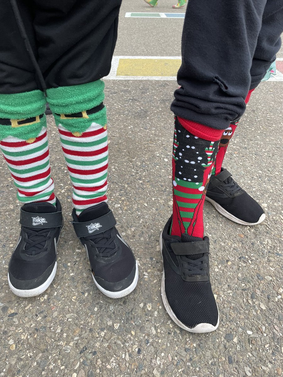 Patterson Panthers are showing their holiday spirit WITH THEIR FEET!! Holiday sock day is upon us!