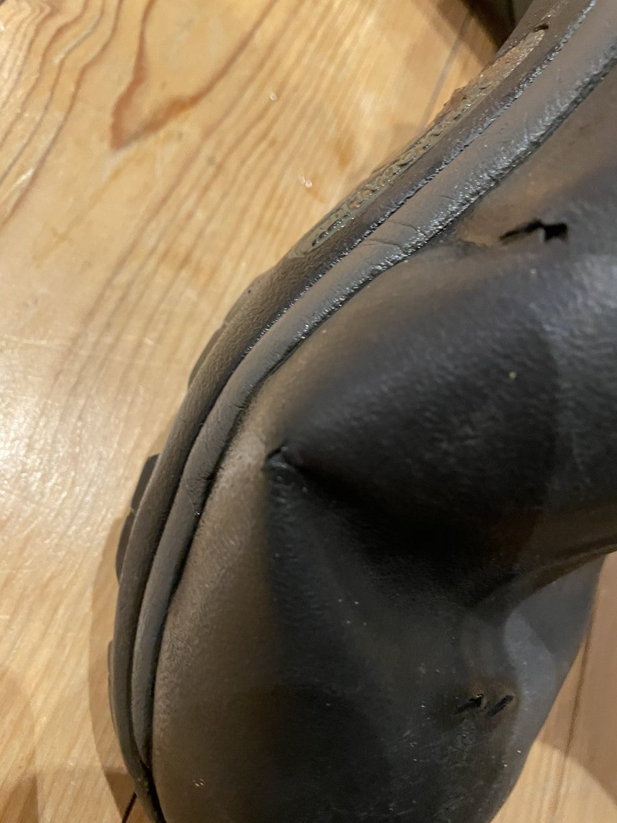 Neilsmith_Tidd's tweet photo. @muckboots_com very disappointed with the customer service from muck boots. Had pair for Xmas last year and already have 3 splits and only getting a “sorry past 1year from date of purchase”as the reply!  Think twice before spending out on these inferior products https://t.co/XOXBvvcr8O