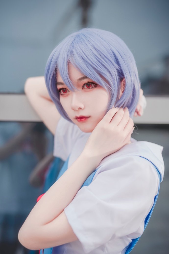 Cosplay tweet media