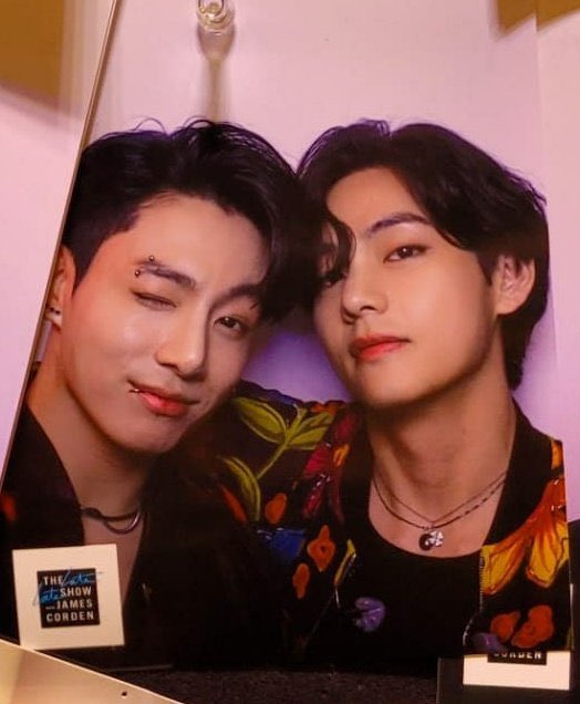 𝘽𝙐𝙎𝙆𝙄𝙉𝘽𝙇𝙐𝙀_ tweet media
