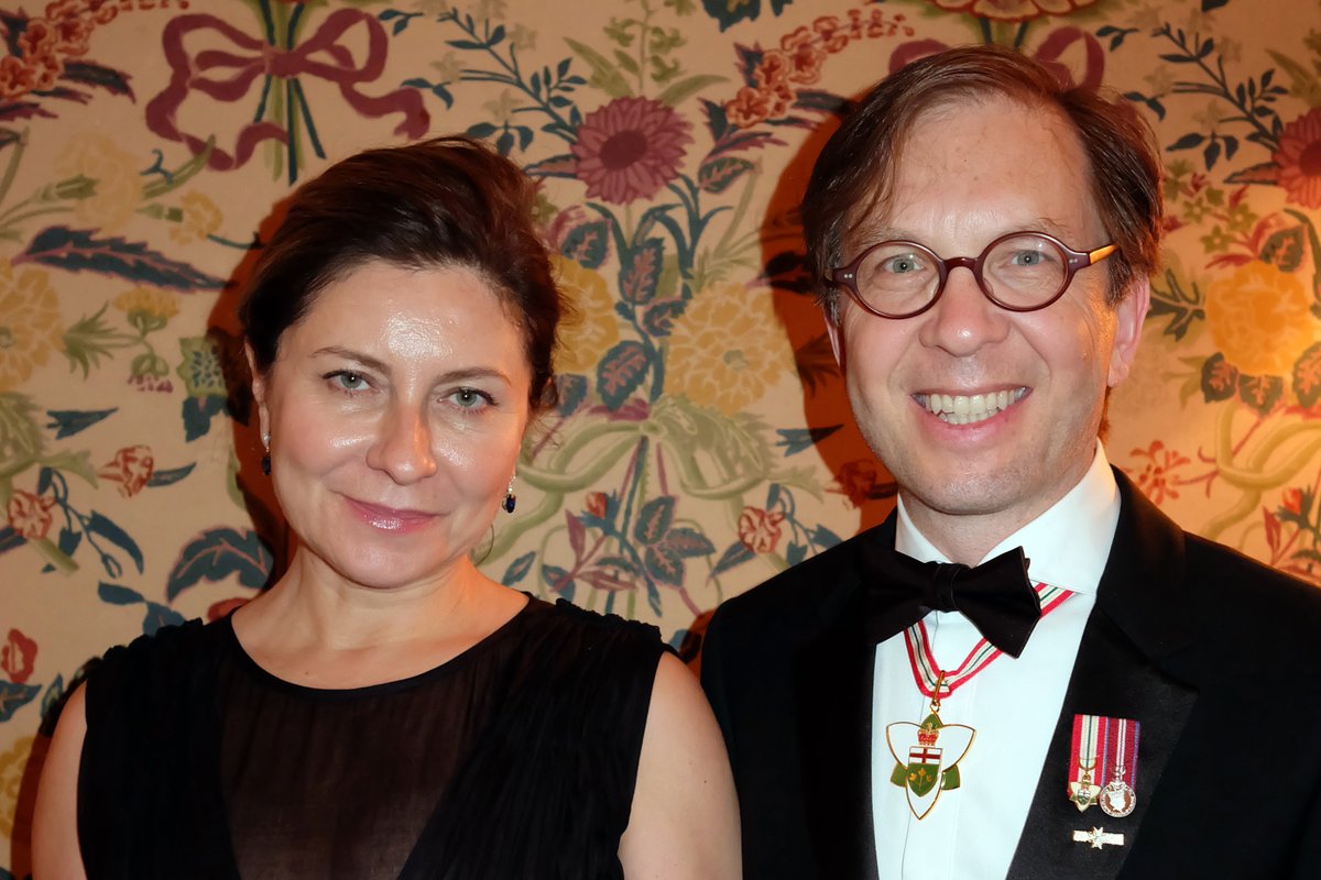 CdnMedicalFound's tweet photo. Congratulations to CMF's new Director, Dr. Michael Dan, and his wife Dr. Amira Dan, who just received the Association of Fundraising Professionals Outstanding Philanthropist Award. 

#philanthropists #cmf #Awards https://t.co/d4iDgIvW0F