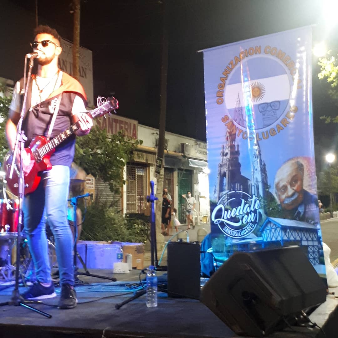 OCSL18's tweet photo. SOLAMENTE GRACIAS Y MÁS GRACIAS A CADA  UNO DE LLS COMERCIOS QUE HIZO POSIBLE EL FESTIVAL DE CIERRE DE AÑO!!!!
@dievalen @Municipalidad3F @danielavramos @3framos @franco_bonaro https://t.co/BH8qiNWlN9