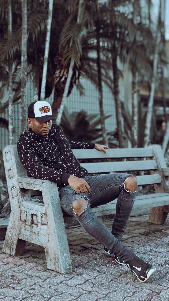 DitchFashion's tweet image. Take time to reflect on your life and remember #TnTIsLove 🇹🇹 #LoveIsTheCode 

Available now - @ditchfashion

Hat 🧢 Price - $300TT (no delivery fee)
Price shipping to US (shipping inclusive) - $50us (1 month)
Price shipping to US (shipping inclusive) - $70us (1-2 week)