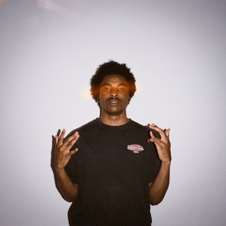 wrld_mag's tweet photo. 🚨 La Fève sortira un nouveau projet vendredi !

                        "ERRR" https://t.co/NtS11Ed5Vn