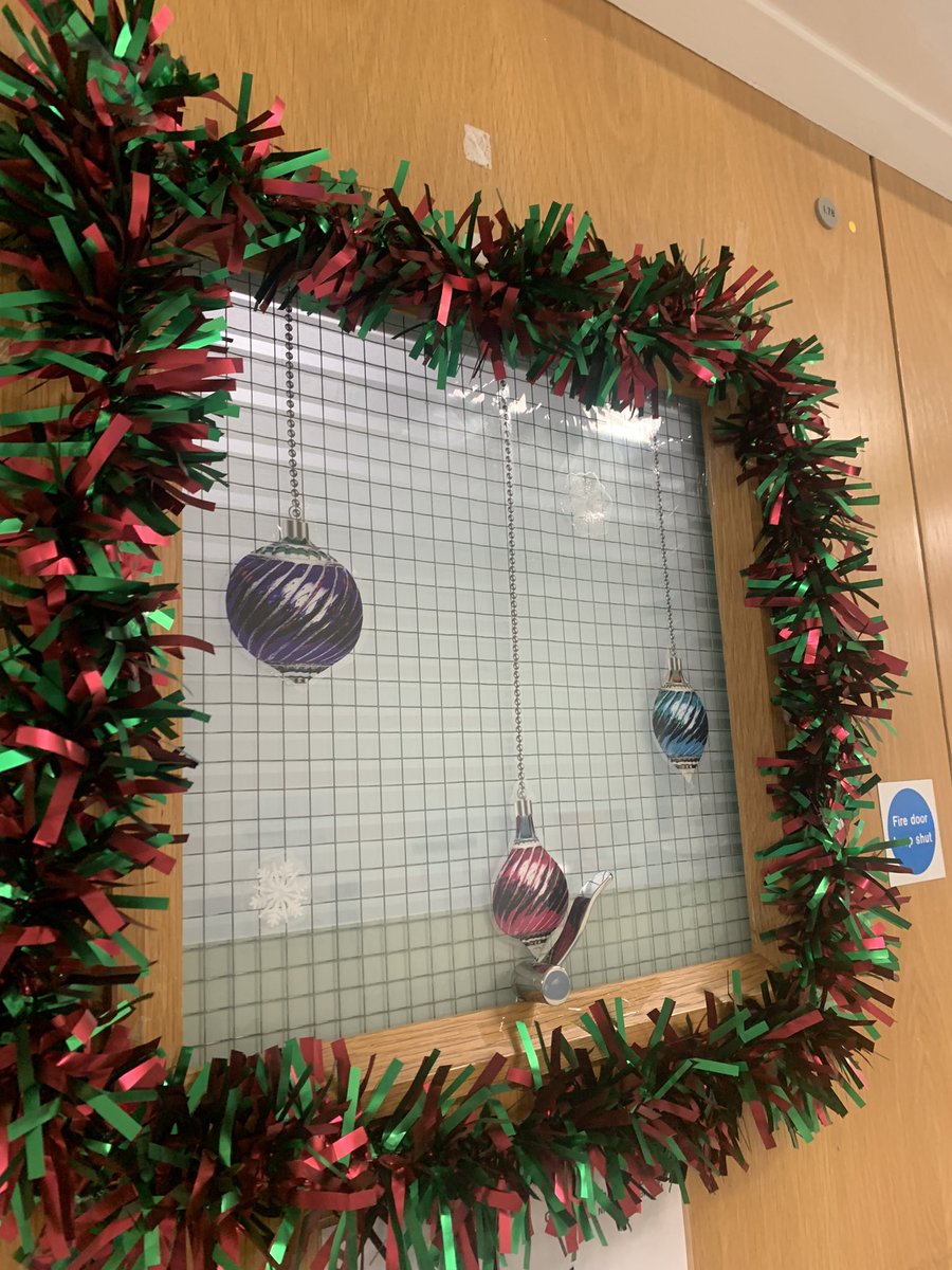 Lauren tweet media