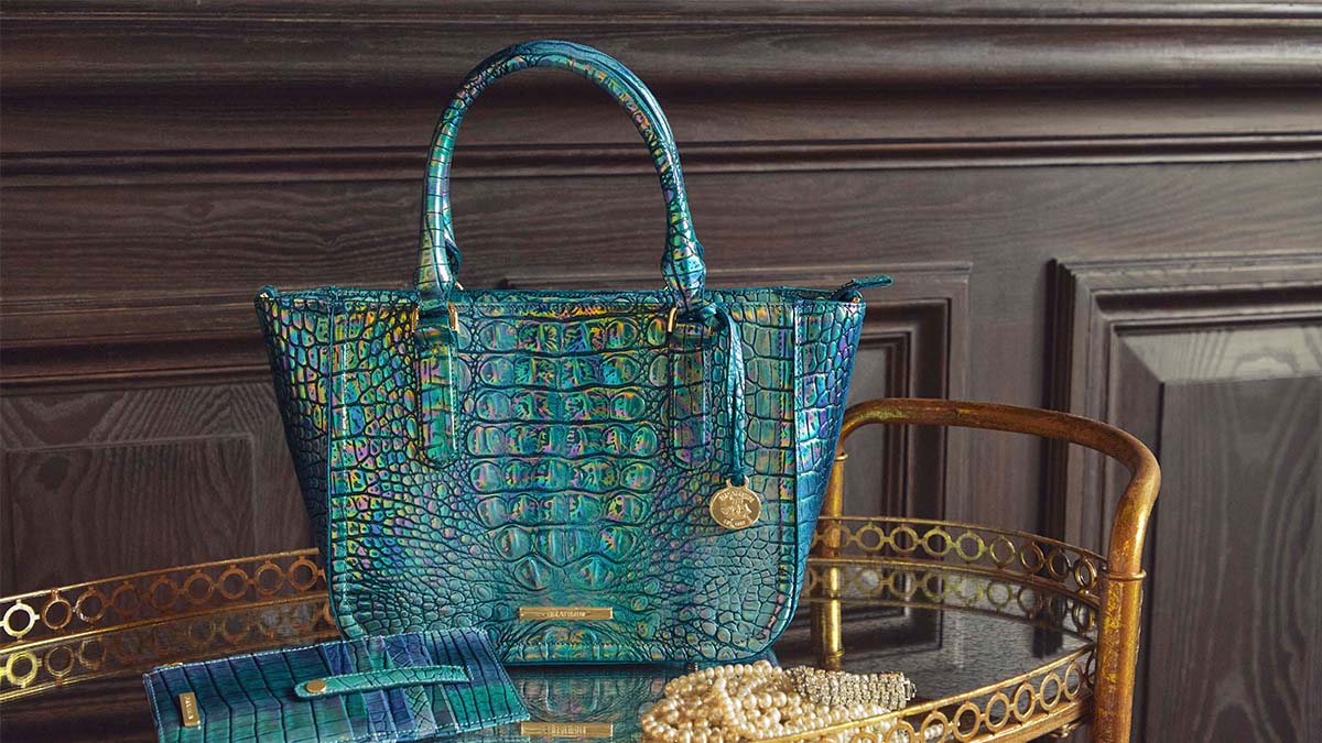 Brahmin Handbags on X: This one goes out to all the women who love to  match their wallets to their handbags. Comment below if that's you! Shop  Blue Topaz:   /