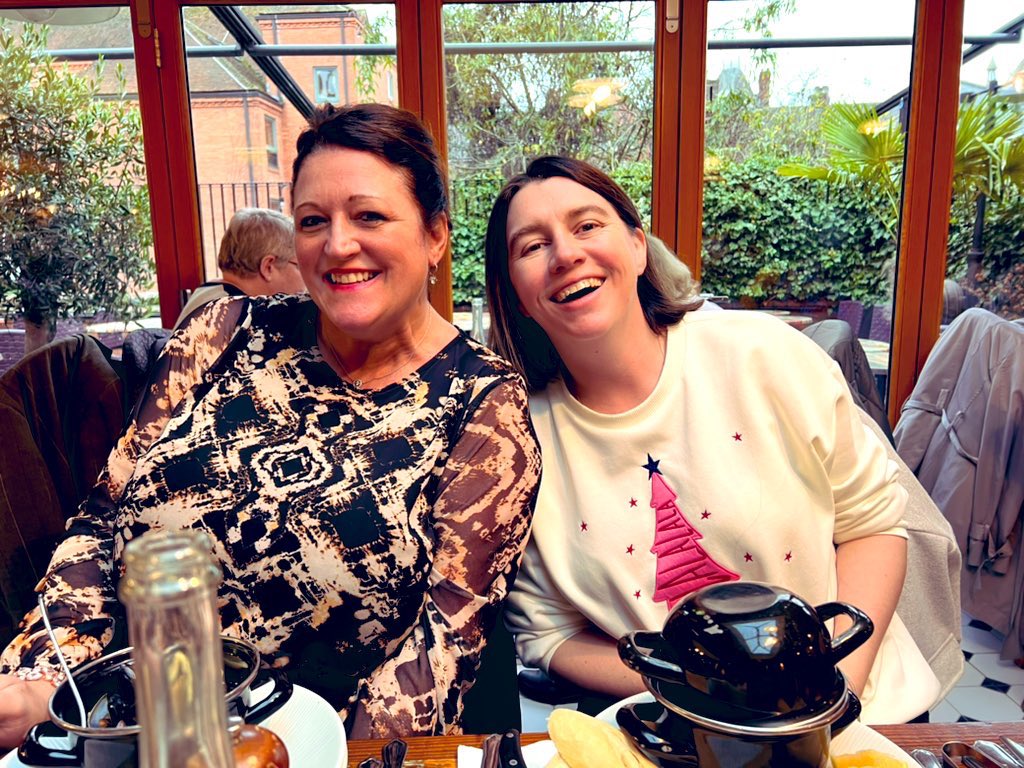 Fabulous meet up and lunch with these Training Group legends today. Always working tirelessly to support construction companies across the Region.
<a href="/YIRTG/">Roof Training Group</a> <a href="/PCWY/">PCWY Training Group</a> <a href="/NYCTG1/">NYCTG</a> Humber Training Group
#traininggroups #Construction #CivilEngineering