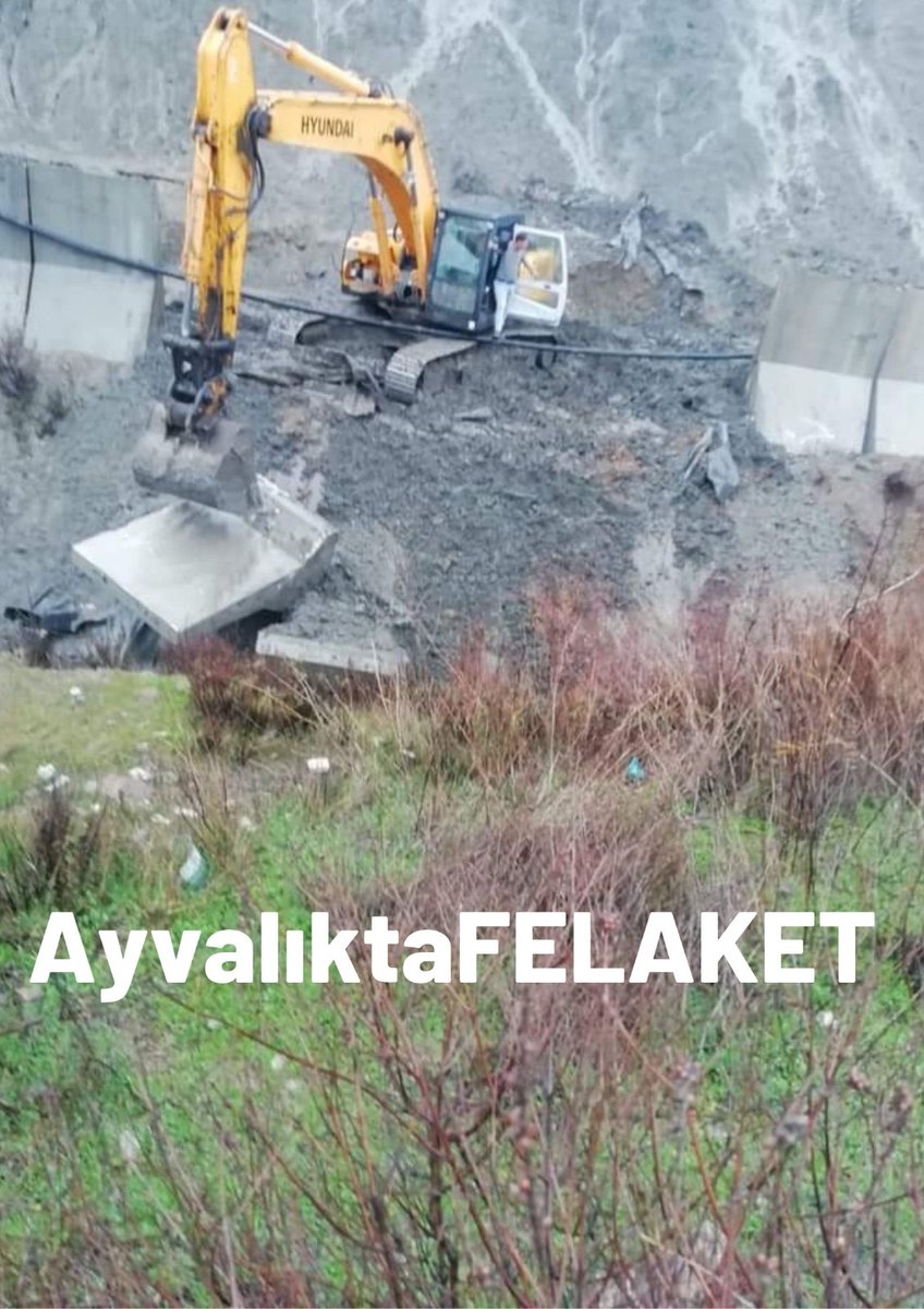 ikizkoydireniyo's tweet photo. Önlem yok! Denetim yok! Ceza yok! 

 Ayvalık’ta Bilfer şirketine ait Ayazmant Demir ve Bakır Madeni'nin zehirli atık döküm sahası yine patladı. Zehirli atıklar Ayvalık, Dikili, Altınova’nın içme ve tarımsal suyunu karşılayan Madra Barajı’na ulaştı. AyvalıktaFelaket yaşanıyor! https://t.co/zNzalCYFex
