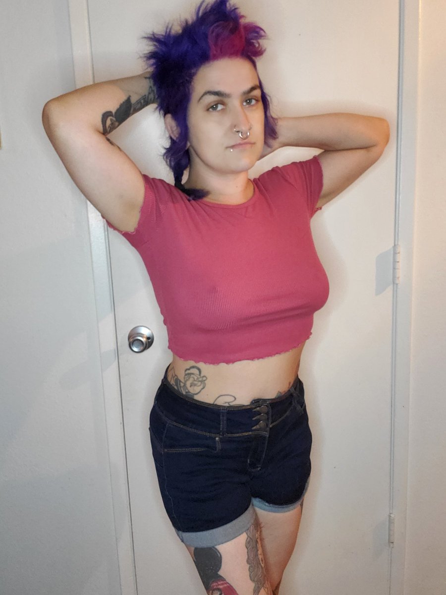 I am too cute to not be spoiled hand over fist
This stoner brat is here to rule your world and your bank accounts

Get to sending
$TatsAndTombs