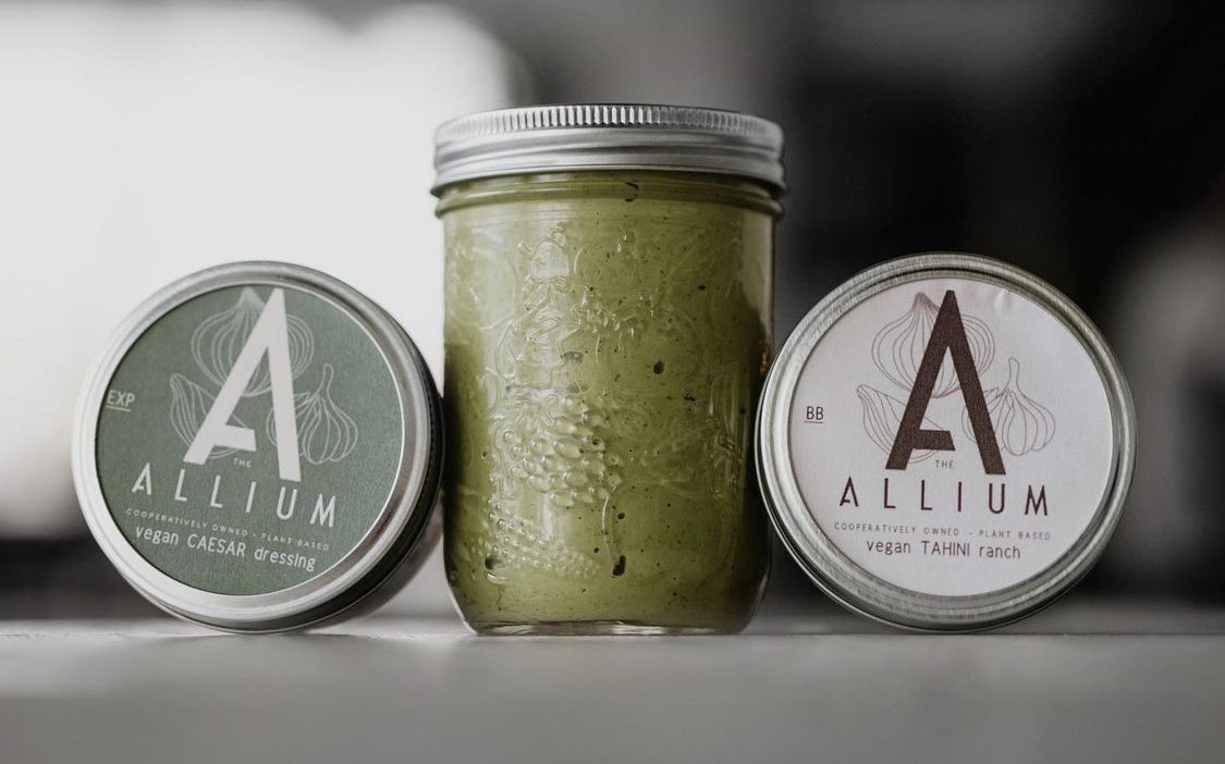 Allium Holiday Gift Boxes are here! Order your delicious Allium Signature Sauce Box or BBQ Box today. 💚

theallium.ca/shop #yyceats #yycfoodie <a href="/belocal_yyc/">Be Local Network</a> <a href="/calgarydollars/">Calgary Dollars</a> #calgaryeats #shoplocalyyc #yycvegan