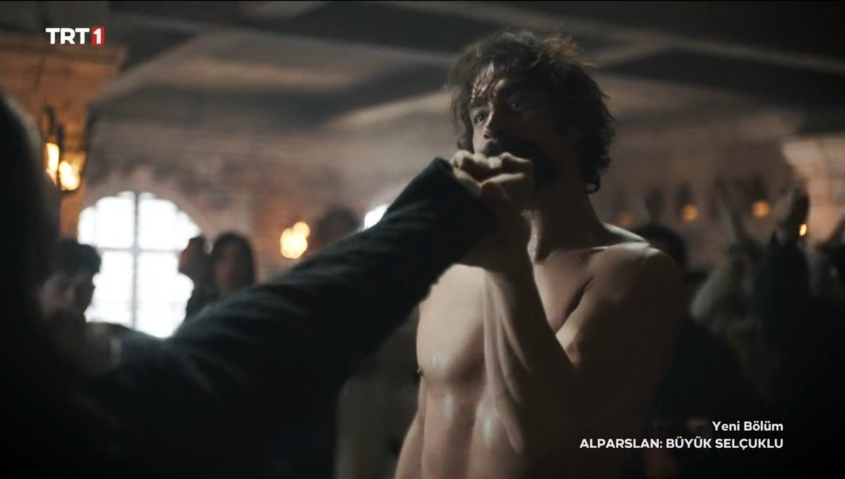 DTural's tweet photo. Diyojen de Diyojen he. Adamın gücü de endamı da yerinde. Sarp Levendoğlu harika performans gösteriyor. Rolüne oldukça yakışıyor. #AlparslanBüyükSelçuklu #UyanışVakti 😎 https://t.co/sgSjClYLmR